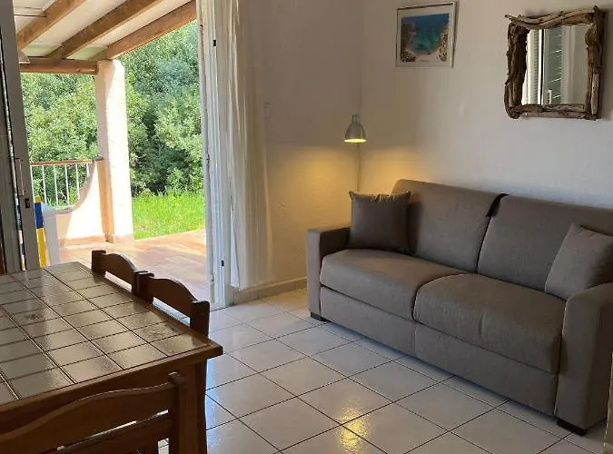 Hébergement de vacances Fium Del Cavo Sainte-Lucie-de-Porto-Vecchio